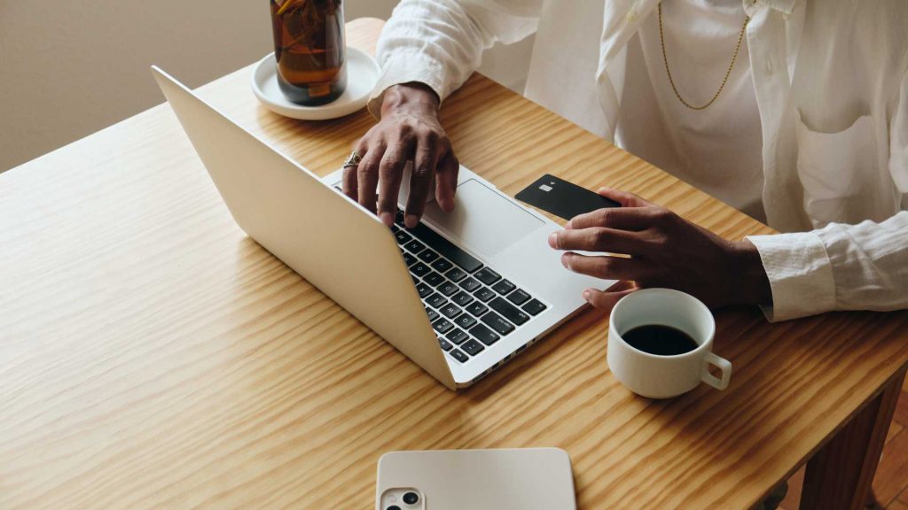 How to Financially Help Your Employees During the Cost of Living Crisis