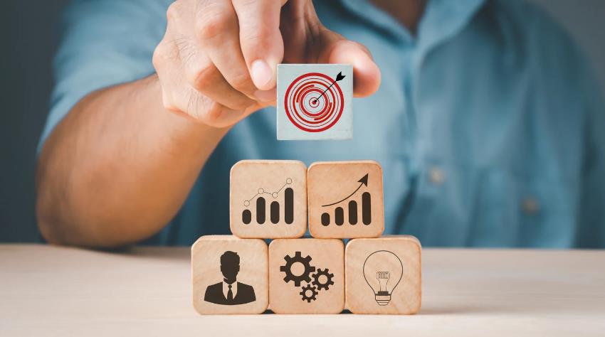 tactics to help your employees reach company set goals