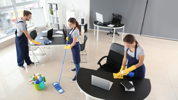 Choosing the Right Commercial Cleaning Service - Key Factors to Consider