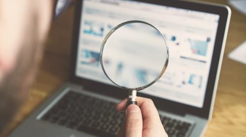 Discovering Universal Credit News