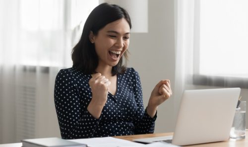 What Are the Risks and Rewards of Investing with 5StarsStocks.com Cannabis