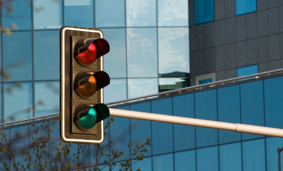 how to report traffic lights not working