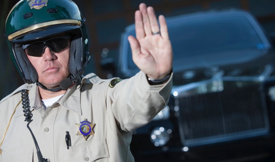 What Are Traffic Officers Authorised to Do on a Motorway in the UK? what are traffic officers authorised to do